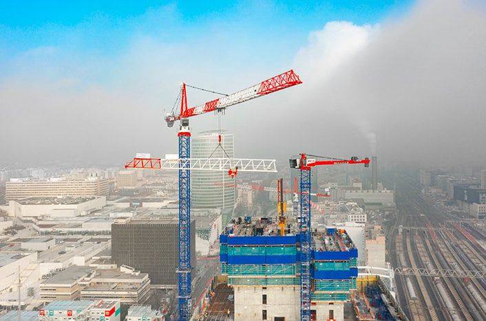 170 metre office tower – Liebherr cranes involved in construction of “To Lyon”